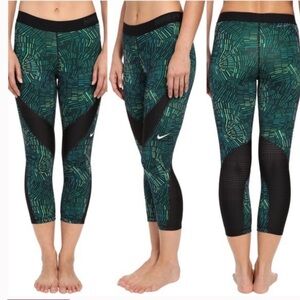 Nike pro leggings Nike Pro hypercool tidal cropped leggings XS green workout​​